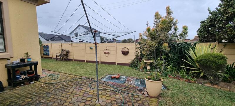 3 Bedroom Property for Sale in Reebok Western Cape